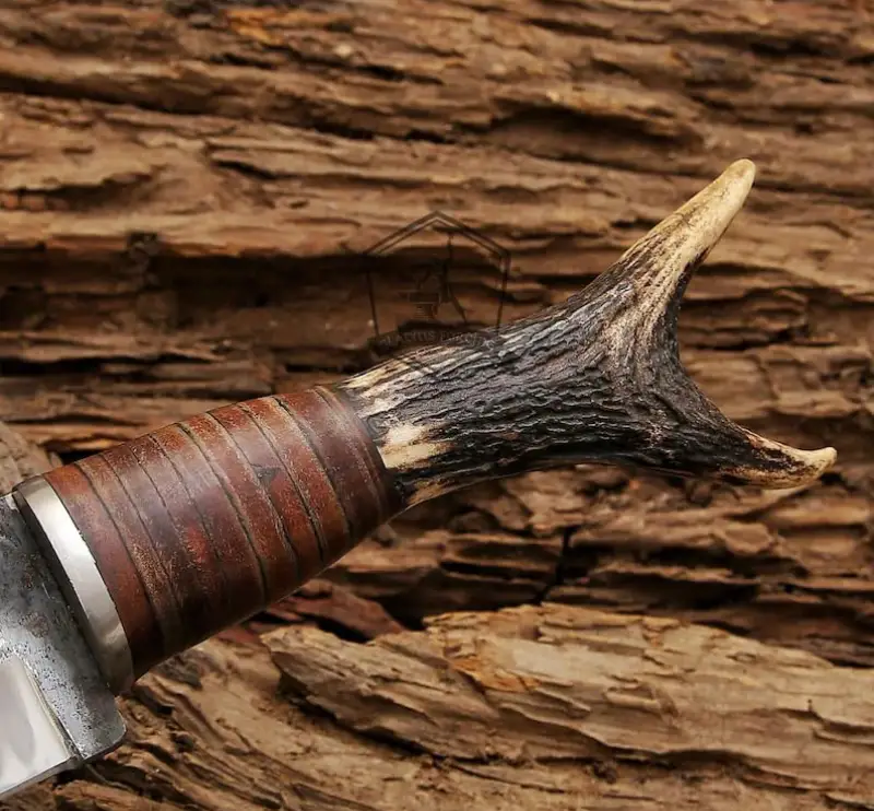 custom handle Legend of fall replica knife