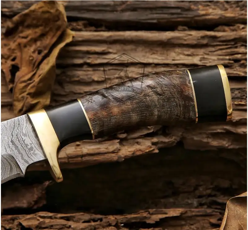 Handmade Damascus Knife for Hunting and Outdoor Adventures