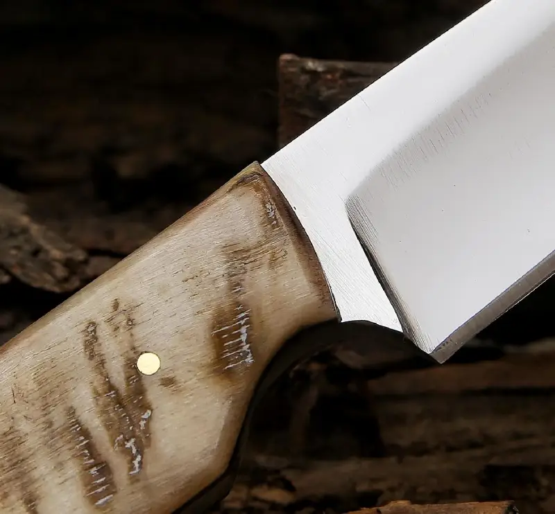 edc knife closeup